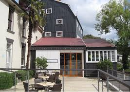 Stillwater River Cafe Restaurant & Wine Bar