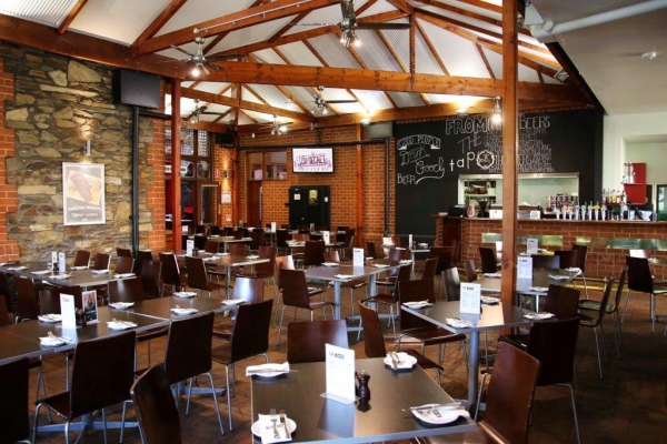 The Original Coopers Alehouse at the Earl