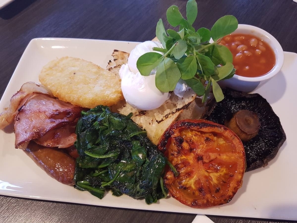 C3 Family Bar & Bistro